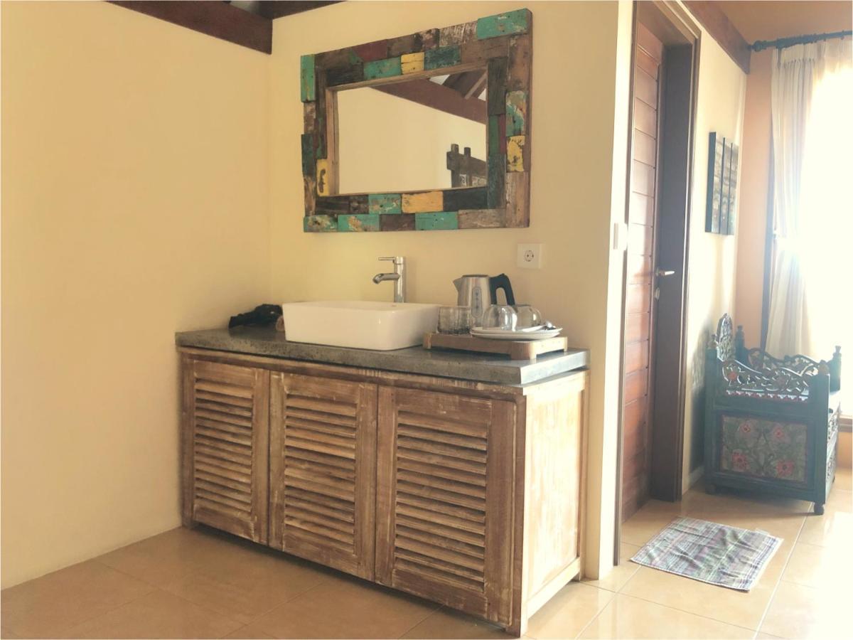 Bukawa Lodge Jimbaran  Bagian luar foto