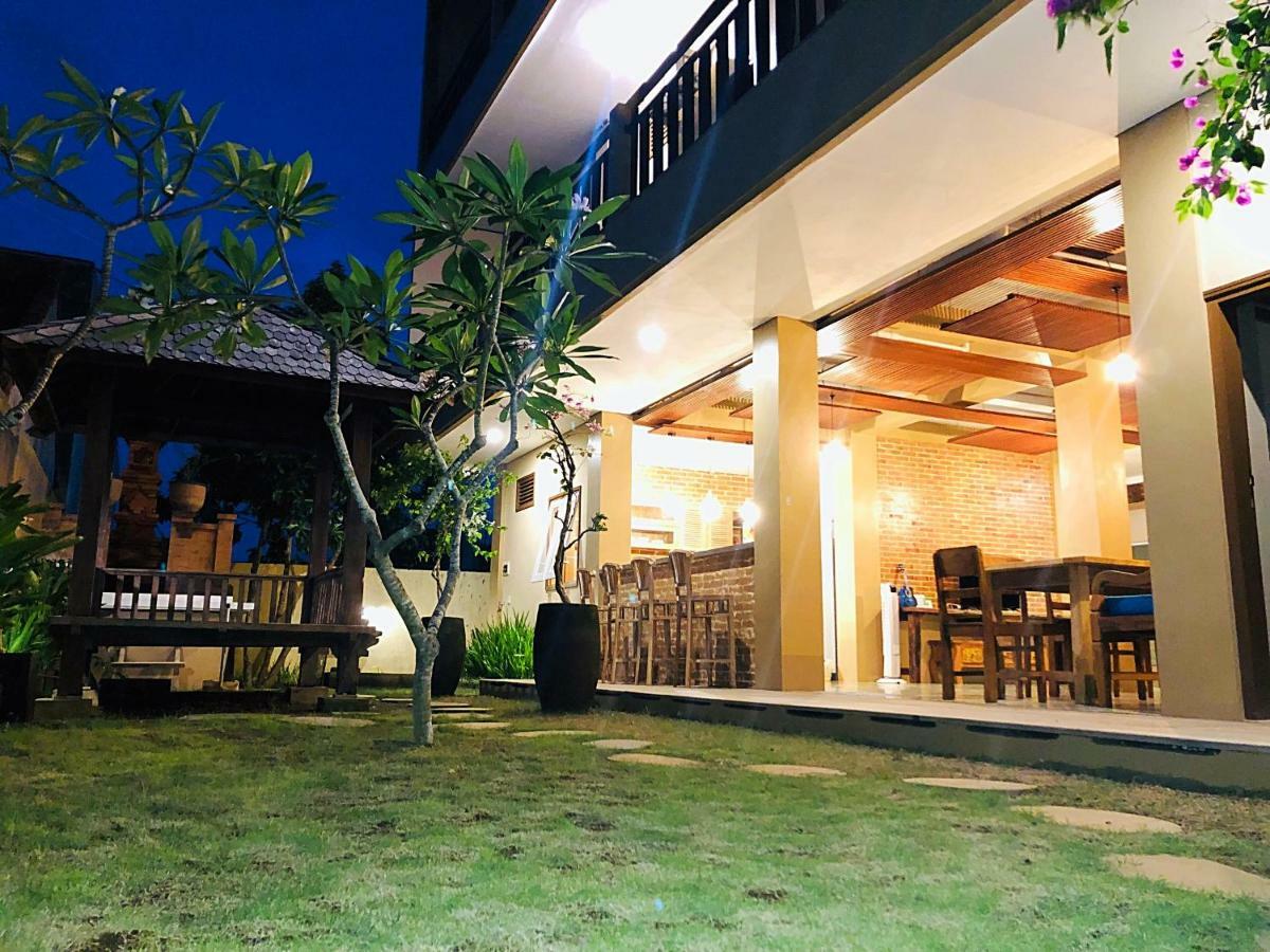 Bukawa Lodge Jimbaran  Bagian luar foto